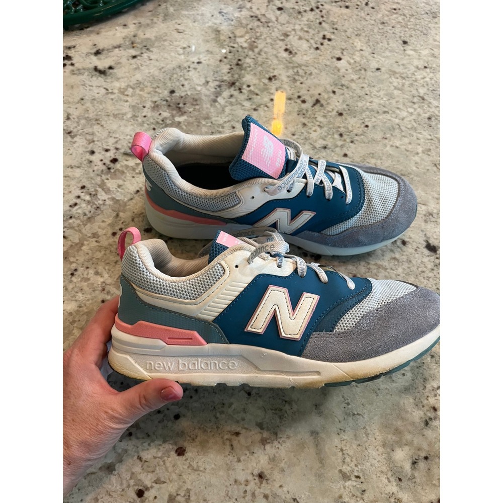 New Balance 997H Kids Blue Grey Pink Suede Mesh Sneakers GR997HEG Size 5Y
